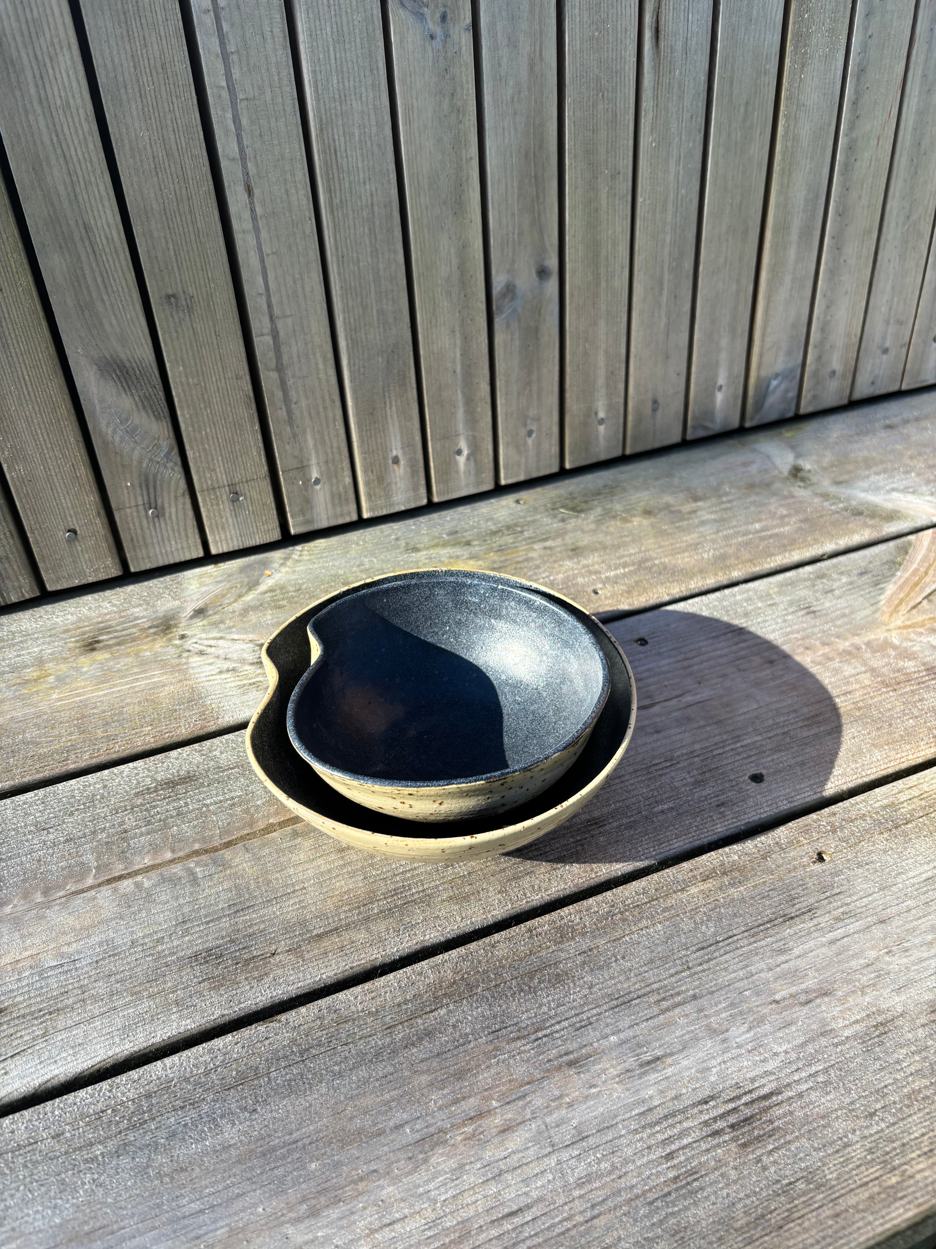Lille bølge skål m. granit