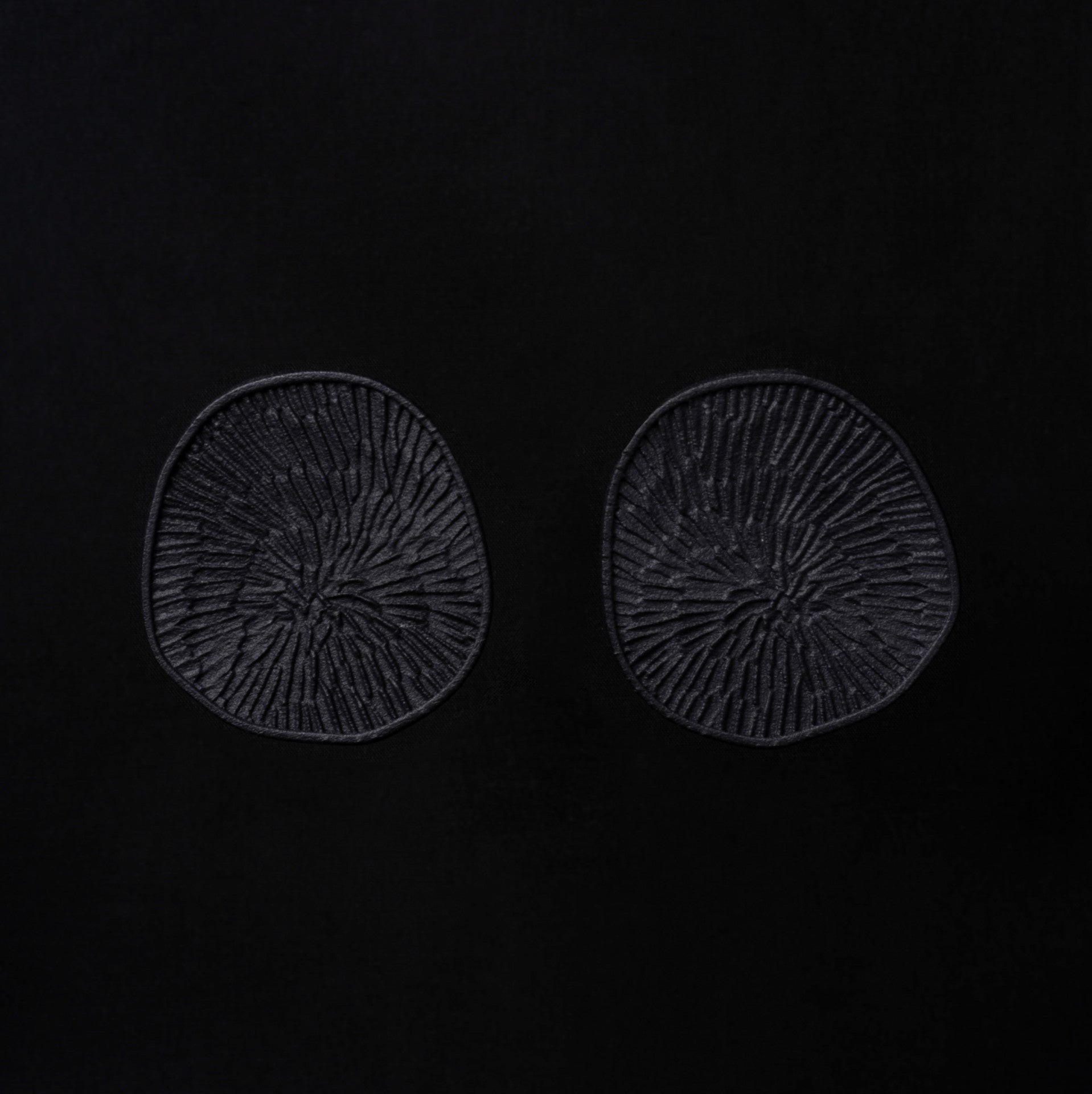 Materia small earring