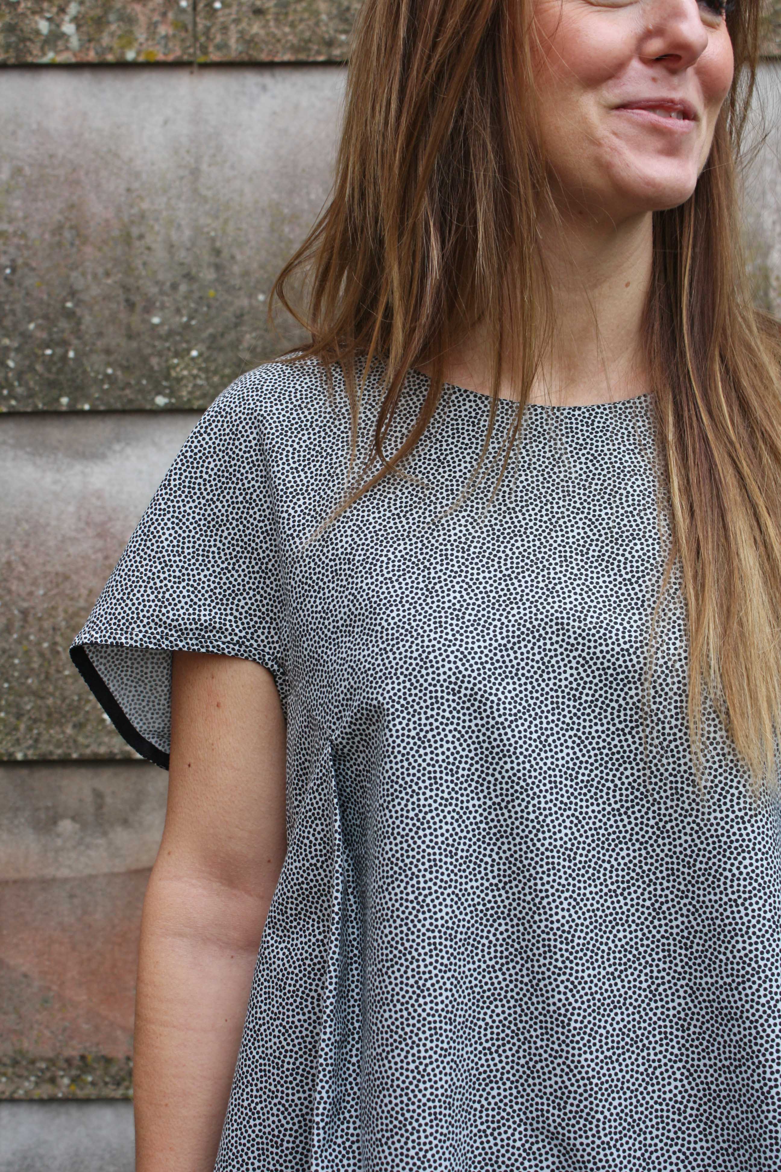 Petra Dress Grey Dot