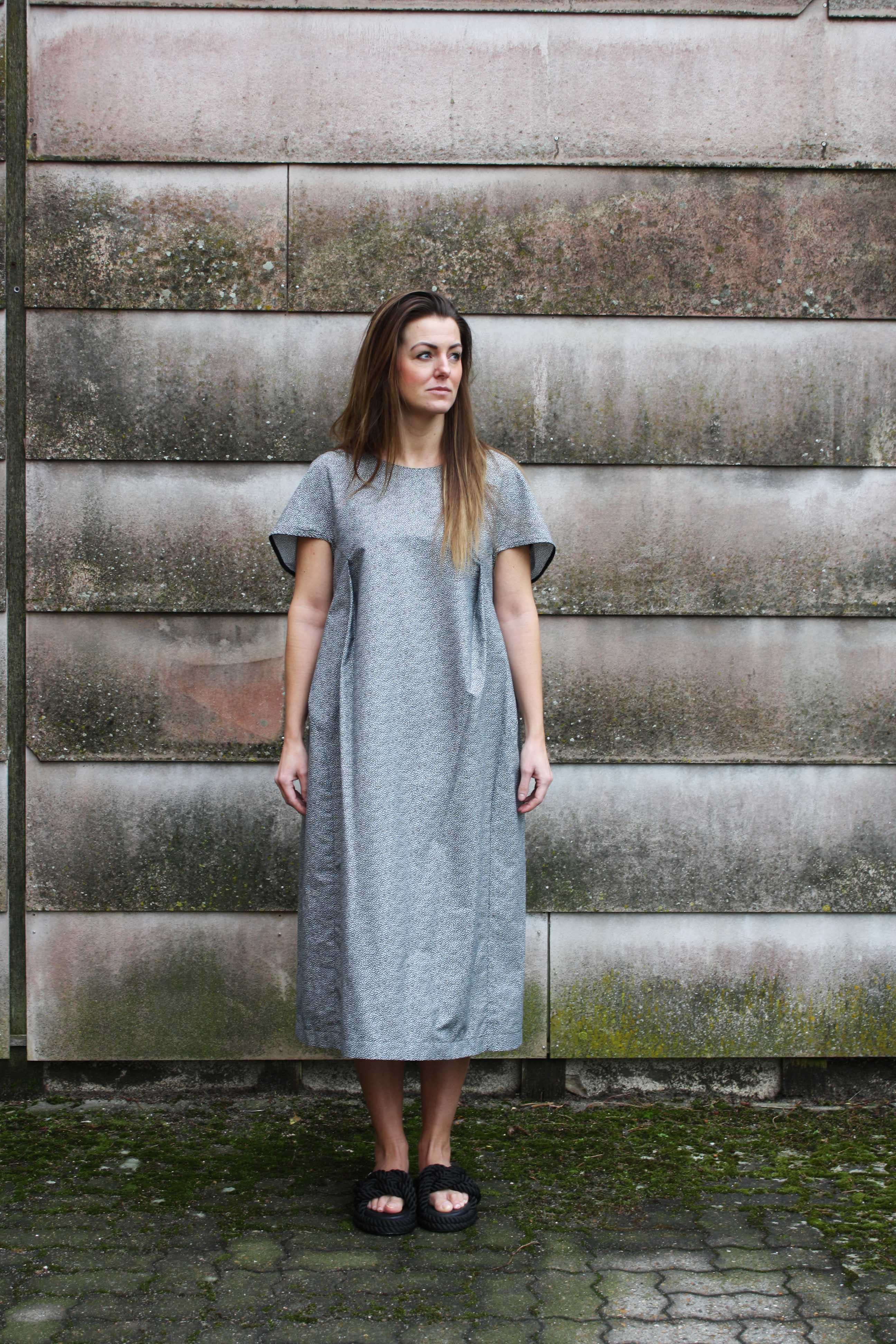 Petra Dress Grey Dot