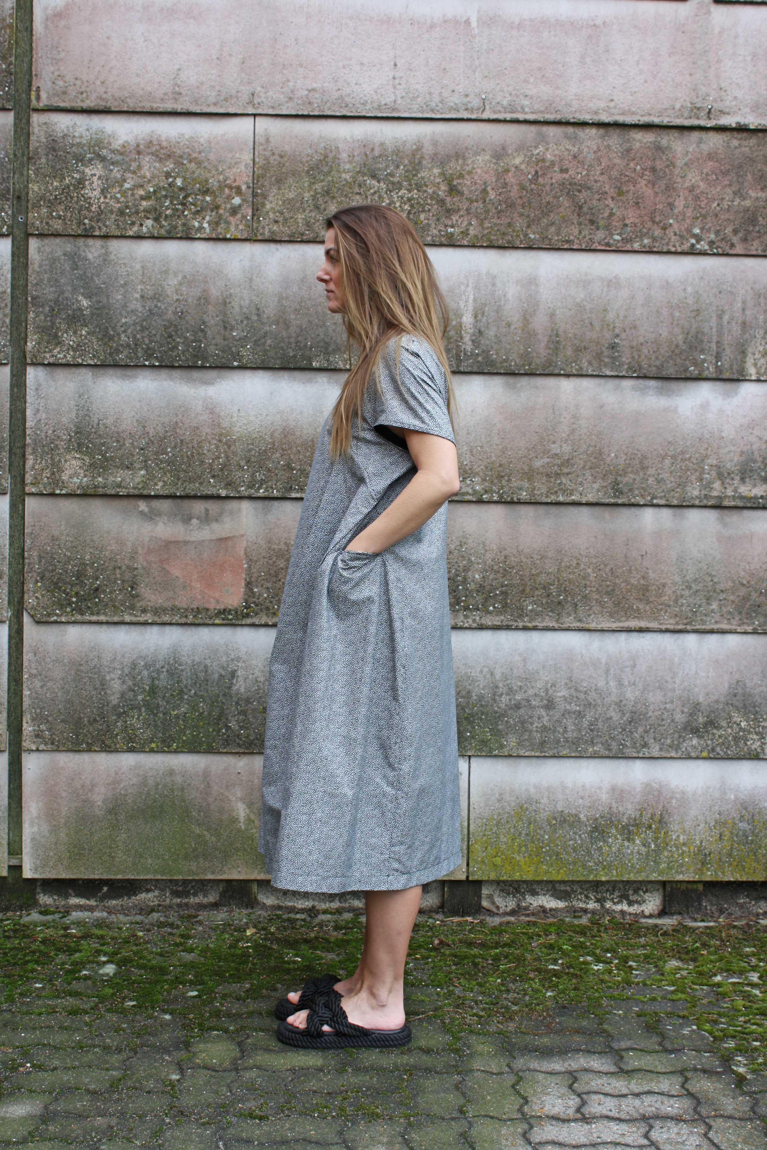 Petra Dress Grey Dot