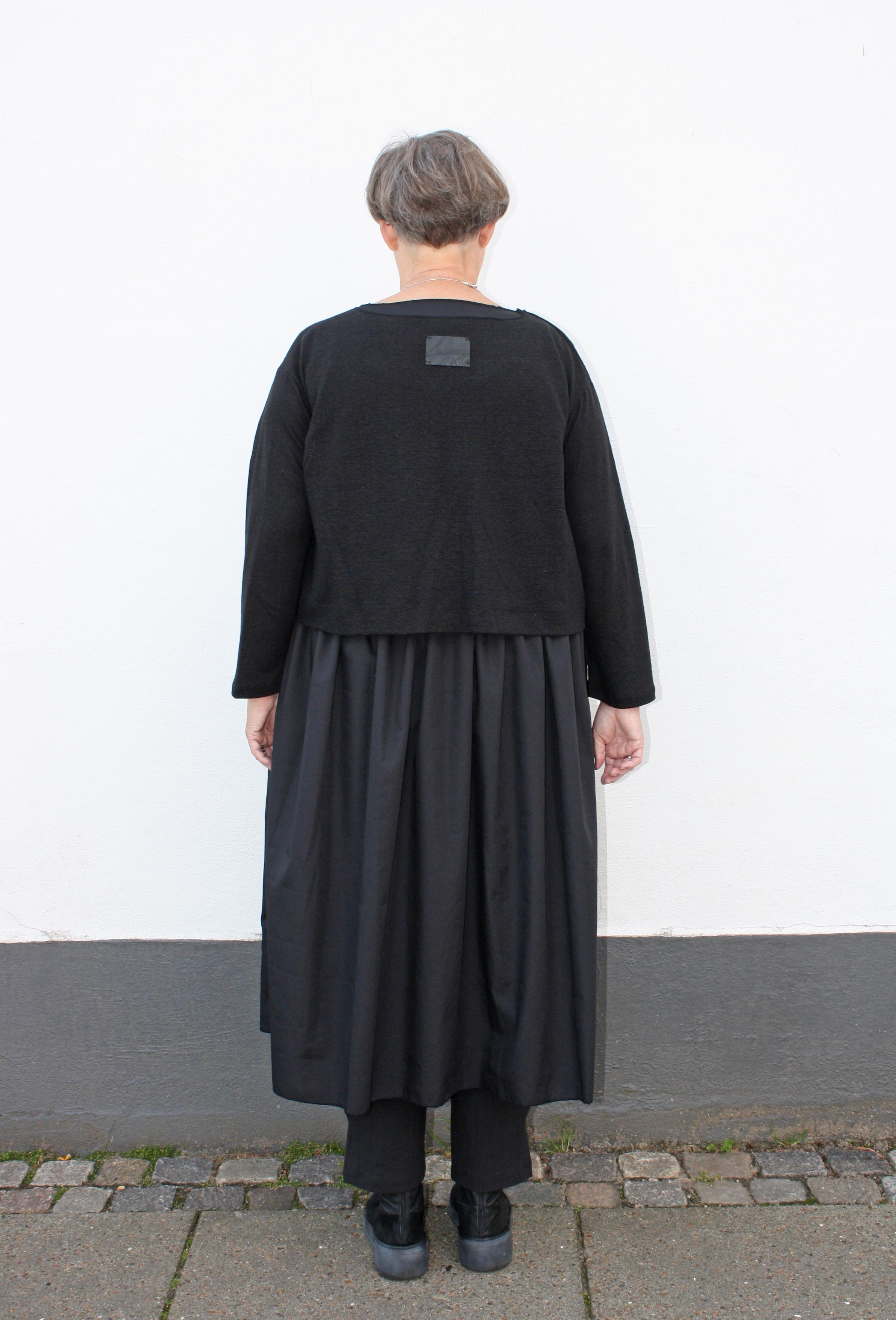 Saga Dress Black