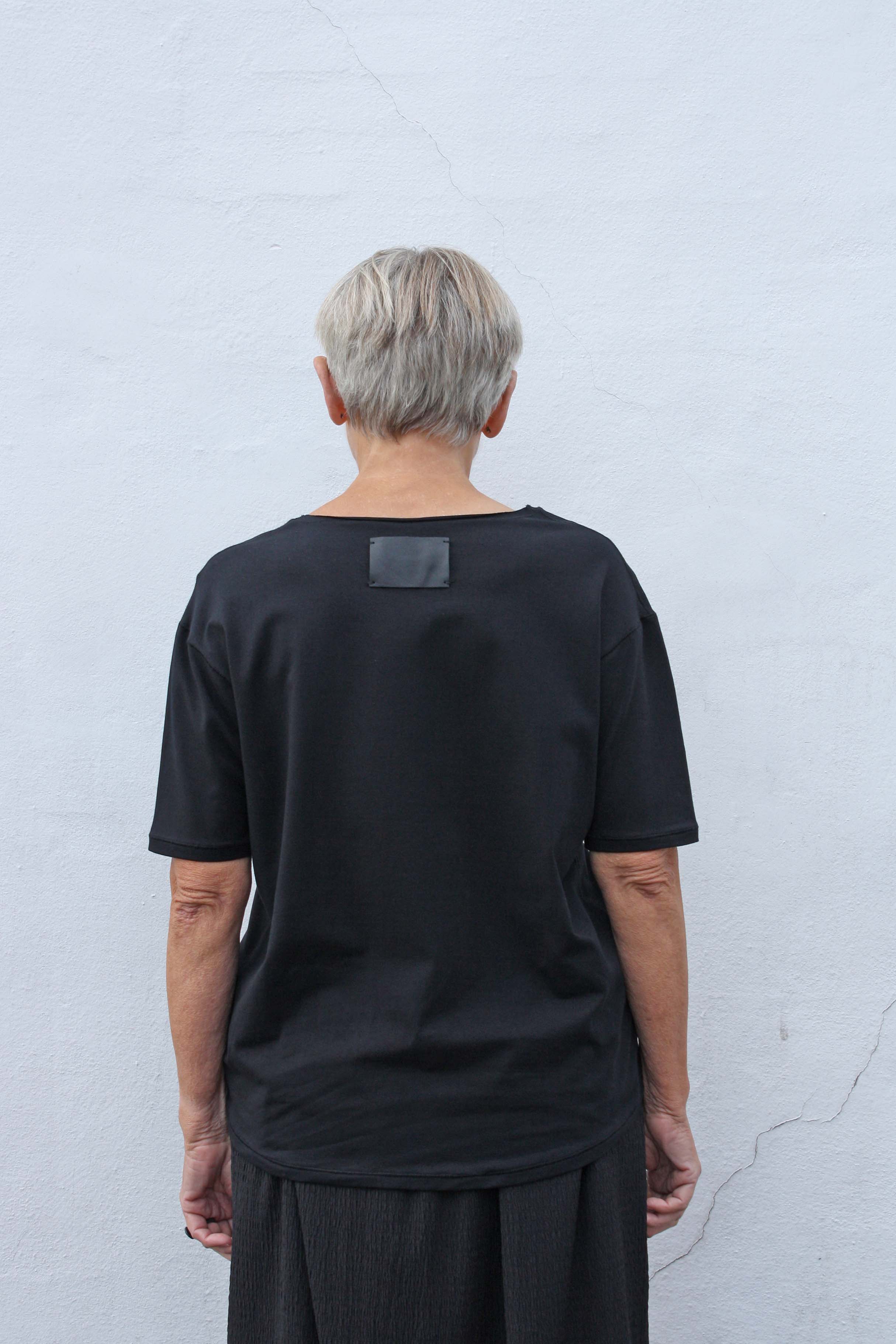Alpha Tee Black