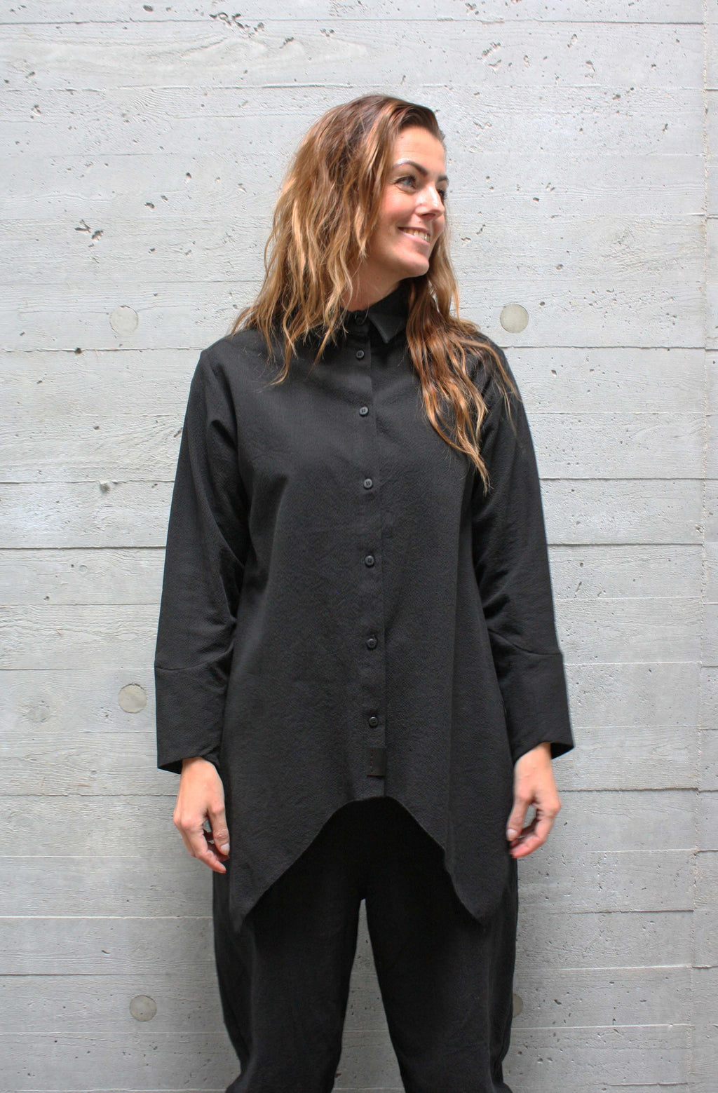 Point Shirt Black