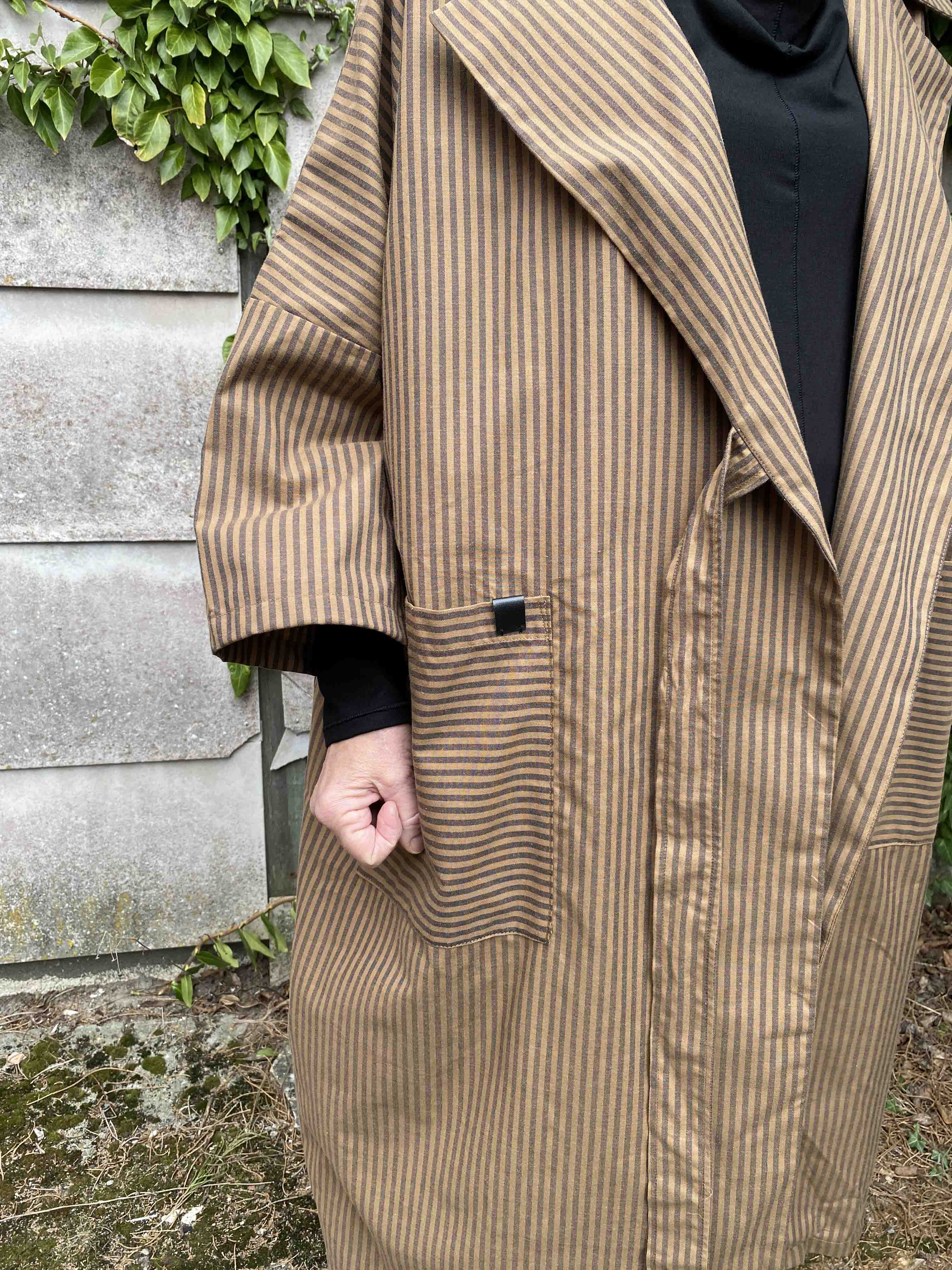 Sole Coat Brown/Black Stripe