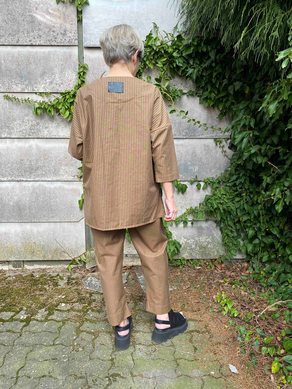 Sole Shirt Black/Brown