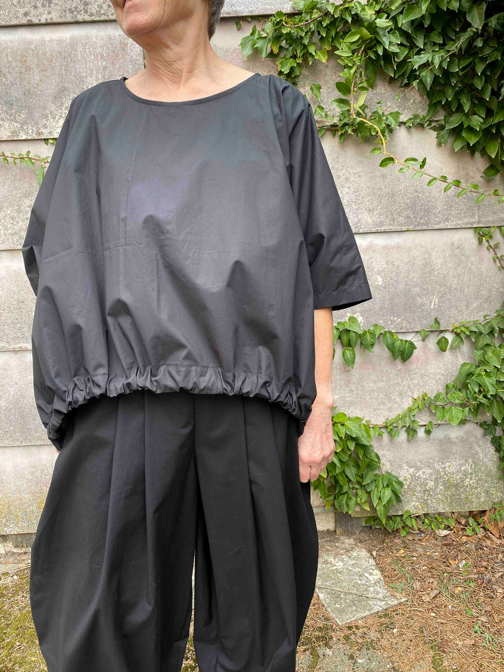 Tashi Tee Black